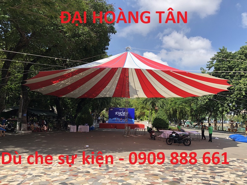 dù che sự kiện